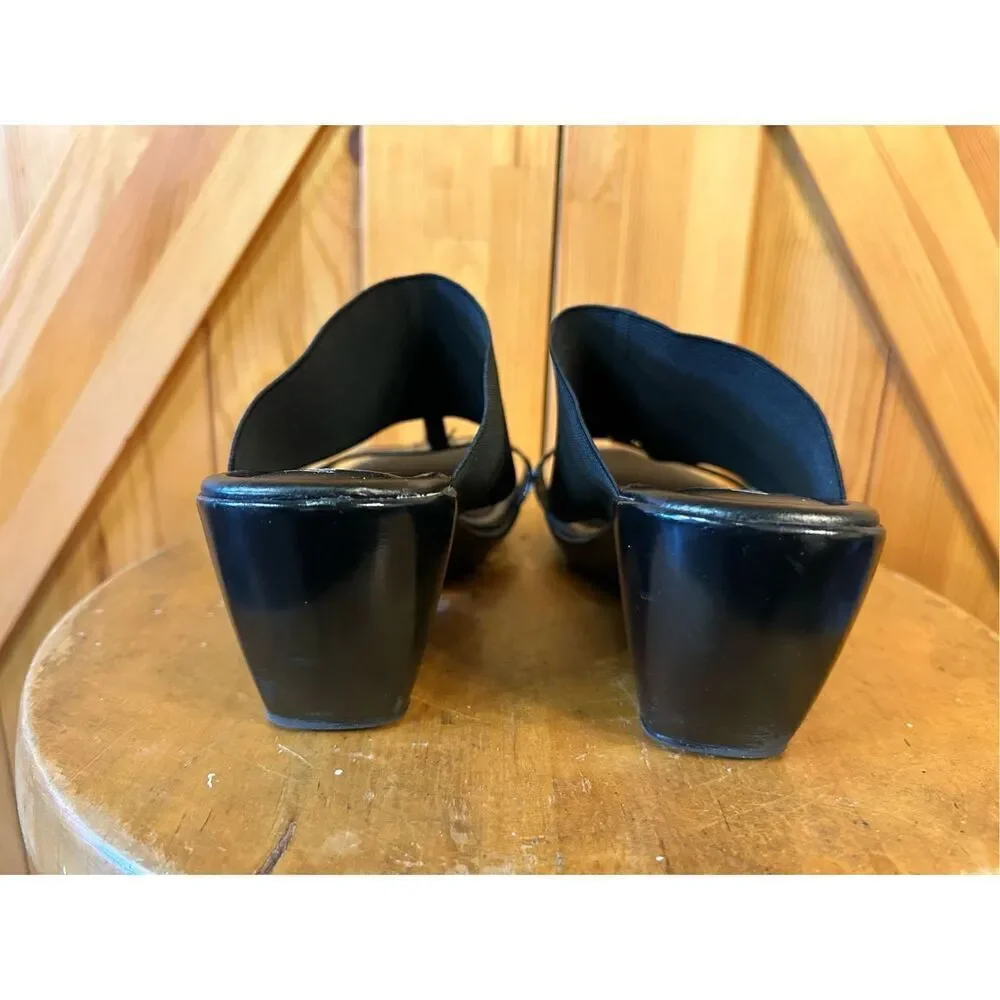 Dexflex by Dexter wedge sandals size 7